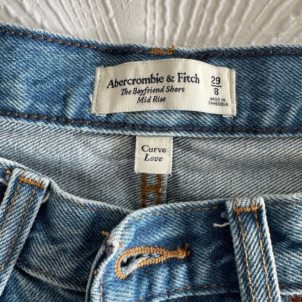 Abercrombie & Fitch The Boyfriend Short Mid Rise